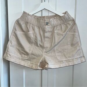 Madewell Women's Cargo Shorts in Tan
